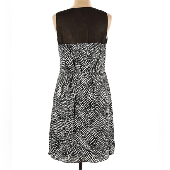 NWT Michael Kors white black dress size 10 - Picture 2 of 5